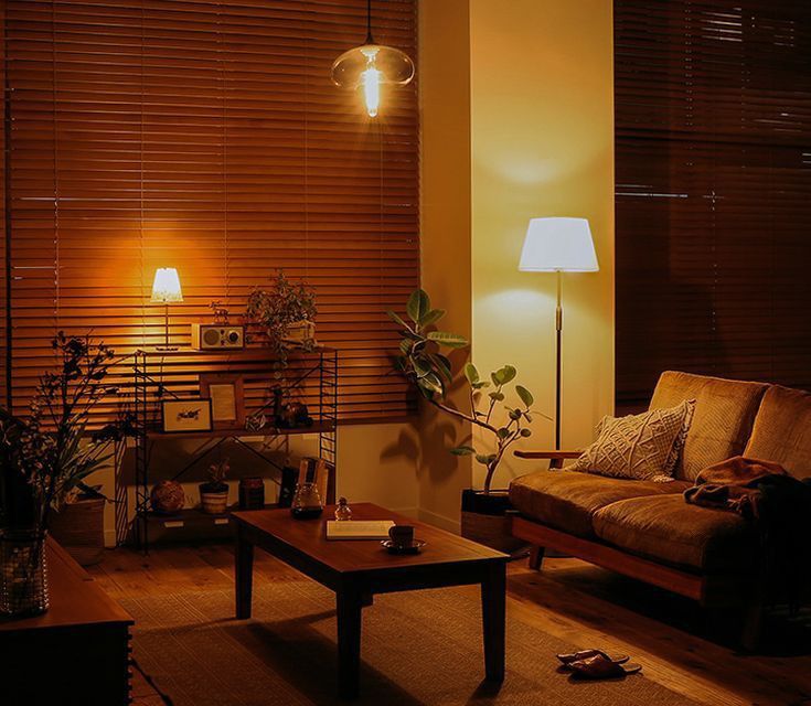 Bóng đèn LED bulb Philips 9W lắp đặt tại gia đình 