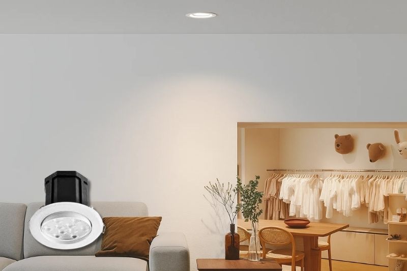 Đèn LED chiếu điểm âm trần Philips RS013B 6W 4000K