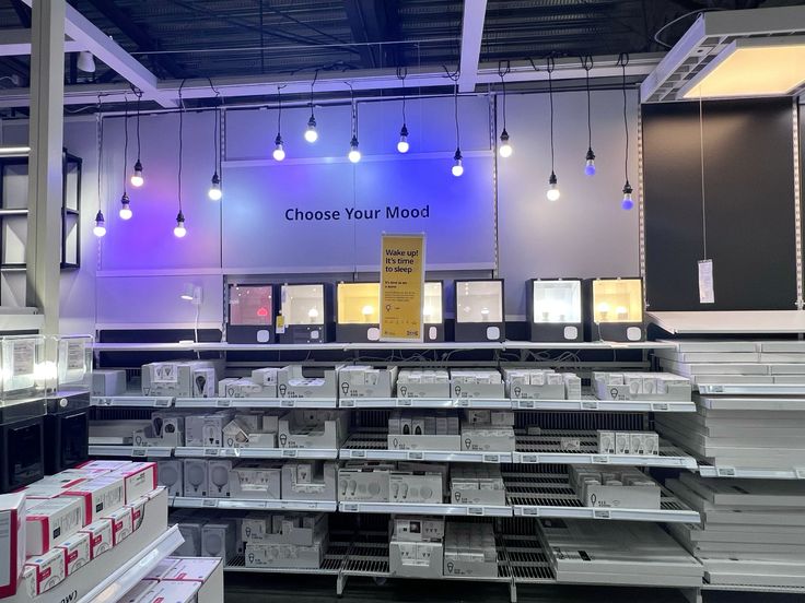 Bóng đèn LED bulb Philips 9W lắp đặt tại siêu thị