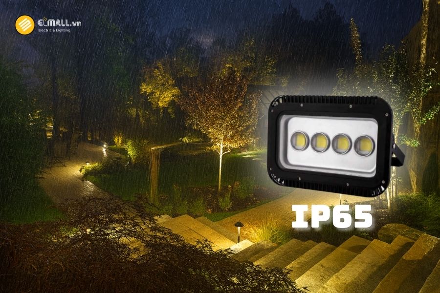 Đèn pha LED Philips COB 1208 IP65 OEM TPL-PC200W chuẩn bảo vệ IP65 chống bụi và chống nước hiệu quả