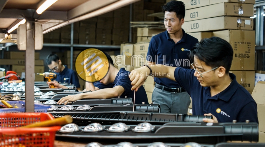 Giới Thiệu 1 phân phối đèn led rạng đông cao cấp