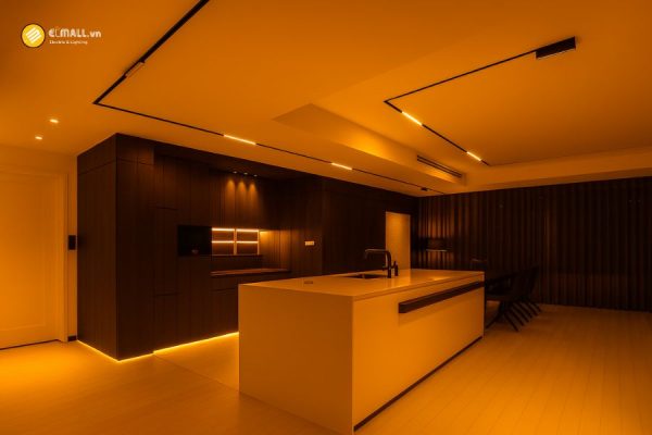 Đèn LED thanh ray Philips Trackline Ad L Spotlight 10W 24D GM 4 Đèn LED thanh ray Philips Trackline Ad L Spotlight 10W 24D GM chiếu sáng dân dụng